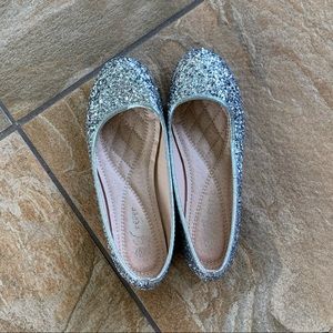 Silver glitter shoes size 6